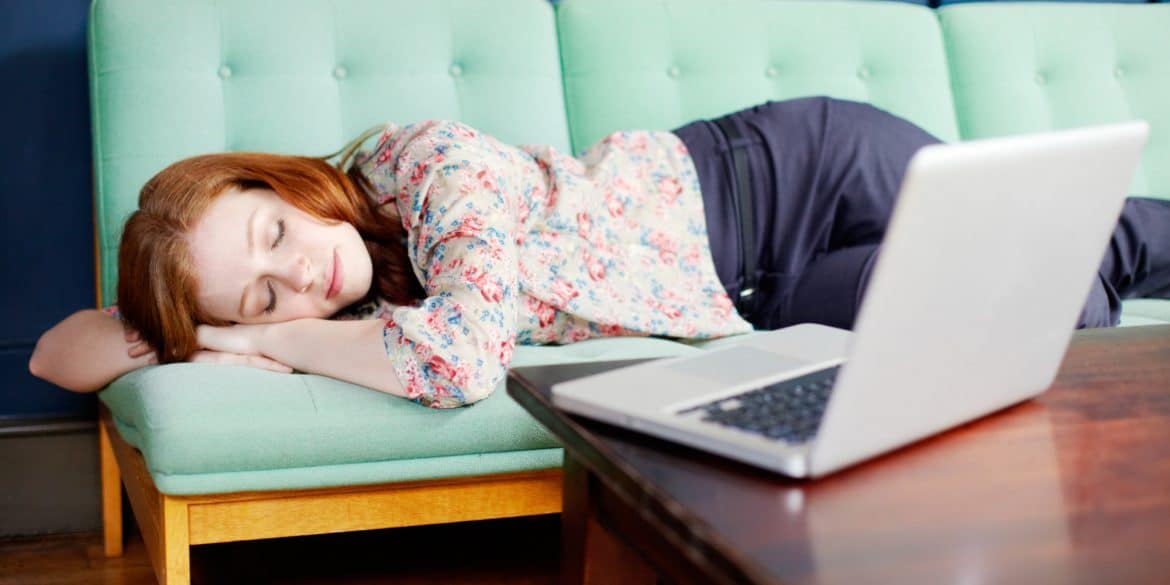 o-PROCRASTINATION-facebook Sering Menunda Pekerjaan? Ini 6 Solusinya Supaya Kamu Jadi Lebih Teratur